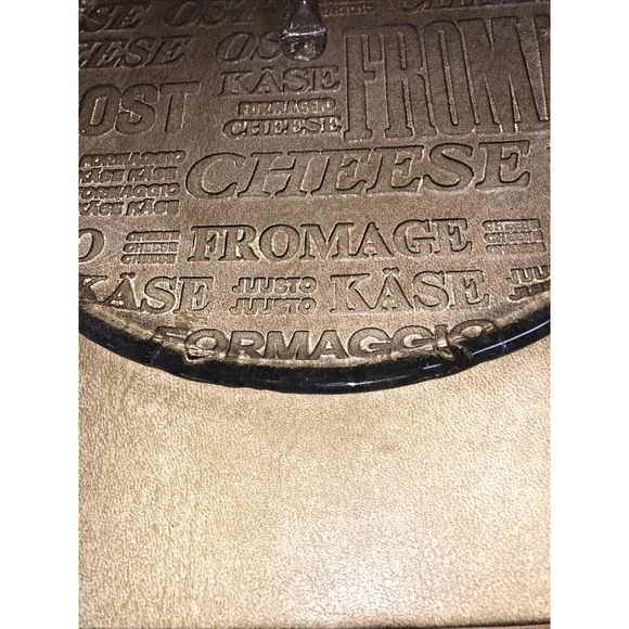 Kosta Boda Art Glass Ice Plate Cheese Platter Handle Cheese Names. 9.5" - Picture 9 of 9